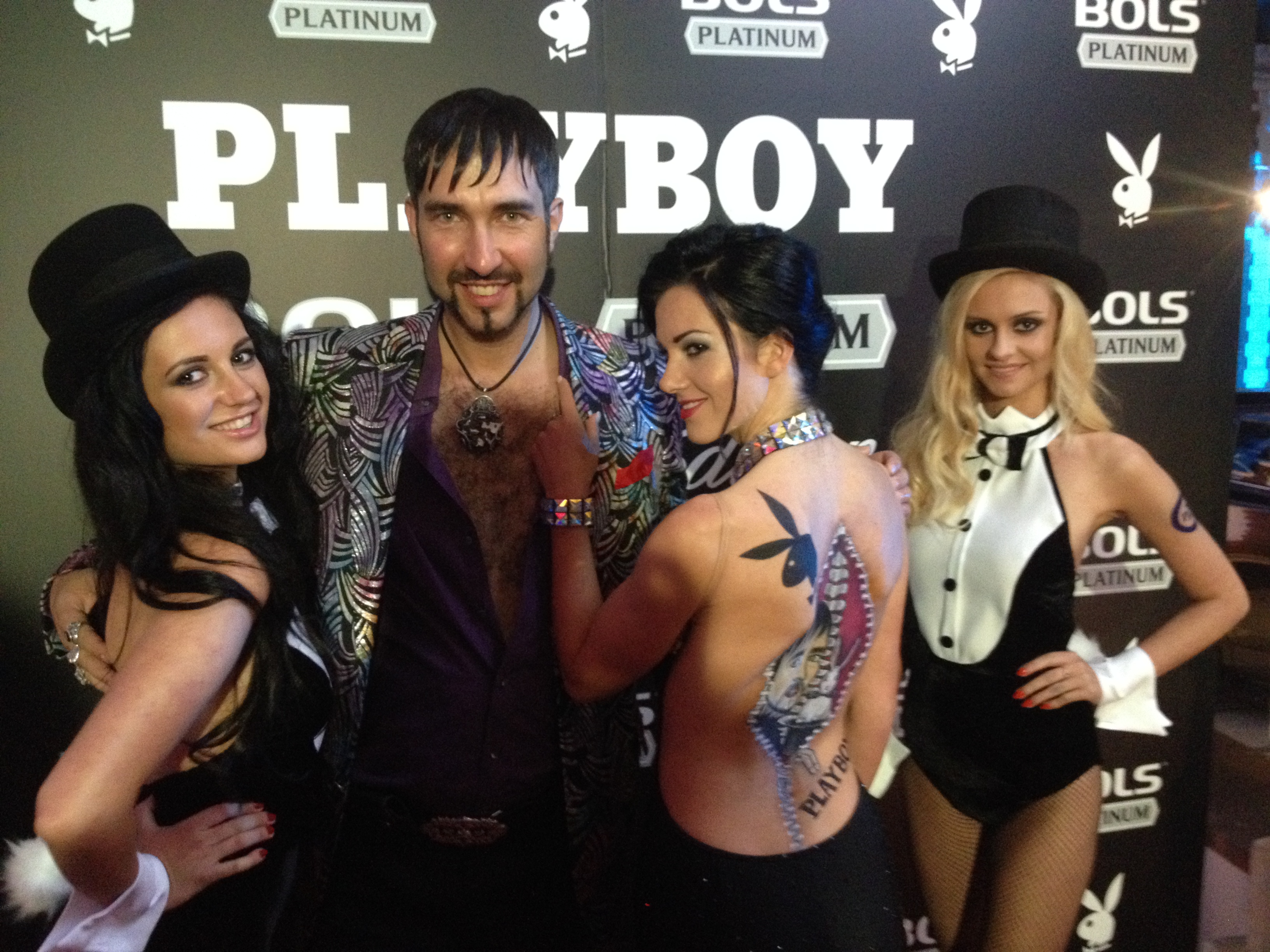 Playboy 2014 iluzjonista Marcin Muszynski
